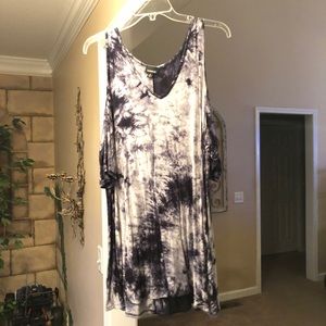 Black and White Tie Dye Cold Shoulder Top